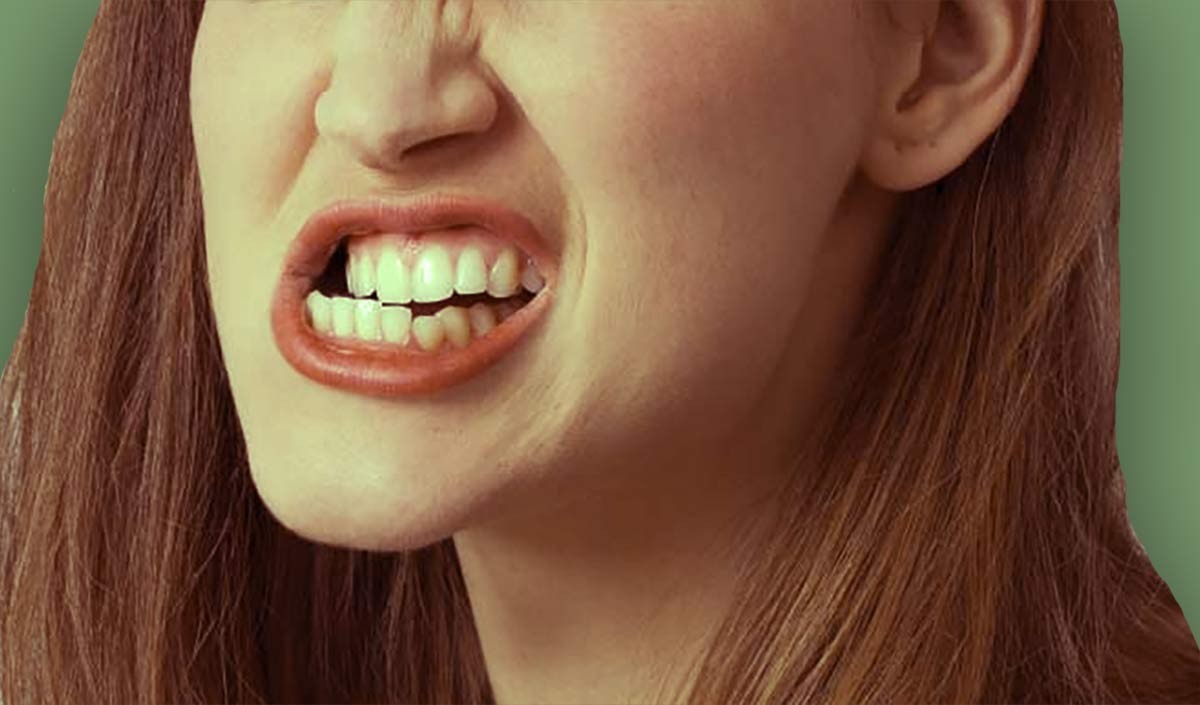 जानिए क्या है ब्रुक्सिज्म, जिसमें व्यक्ति पीसने लगता है अपने दांत