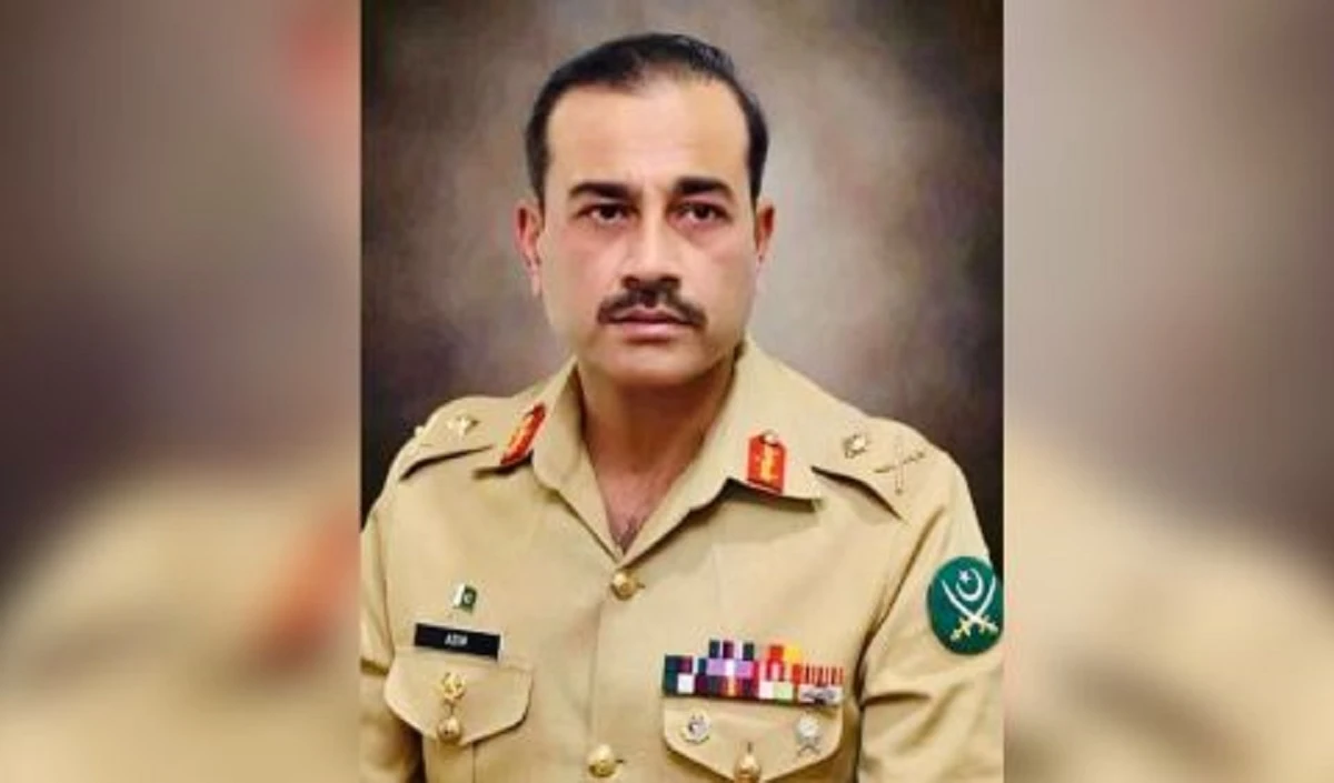 पाकिस्तानी मीडिया ने कहा कि नए सेना प्रमुख से सेना की गैर-राजनीतिक भूमिका सुनिश्चित करने की उम्मीद है