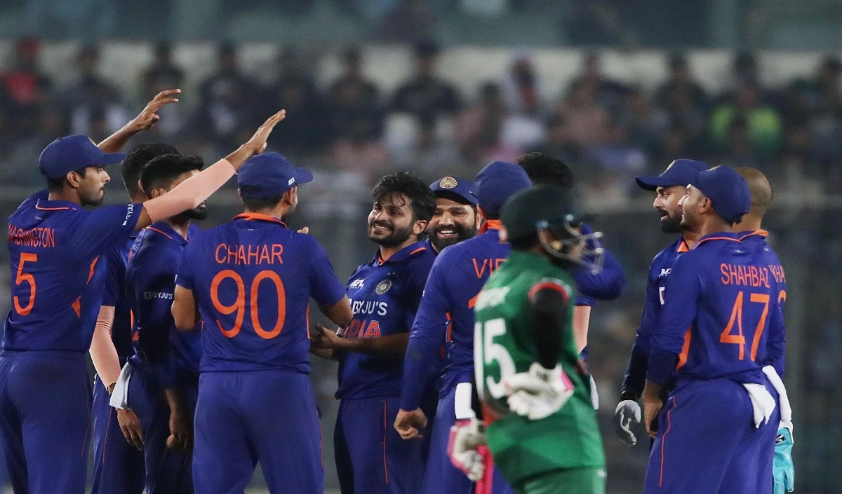 IndvsBan: टेस्ट के पहले दिन ही मुश्किल में फंसी टीम इंडिया, 48 के स्कोर पर तीन विकेट गंवाए