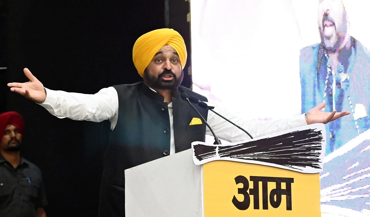 Punjab के मुख्यमंत्री Mann ने लोगों से गुरु रविदास के दिखाए मार्ग पर चलने का आह्वान किया