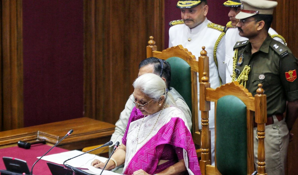 बजट सत्र के पहले दिन विधानसभा में राज्यपाल ने कहा-Gujarat देश के लिए एक आदर्श राज्य