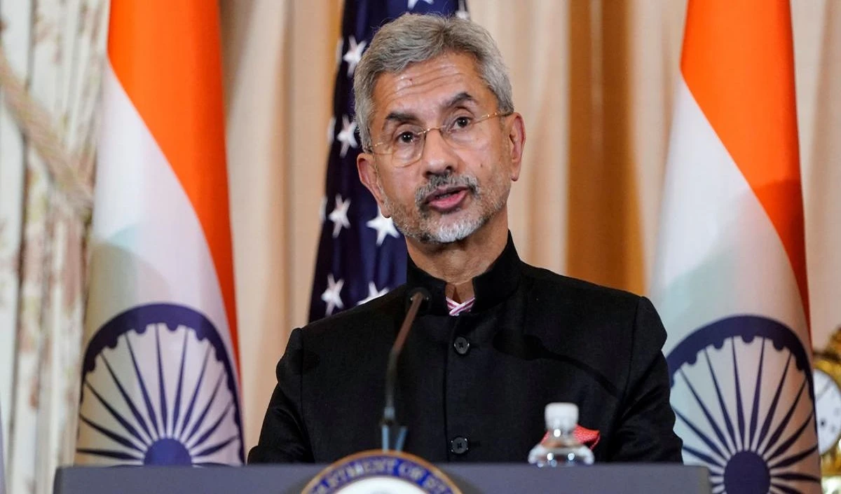 Jaishankar, फिजी के राष्ट्रपति कटोनिवेरी ने ‘सौरीकरण परियोजना’ का उद्घाटन किया