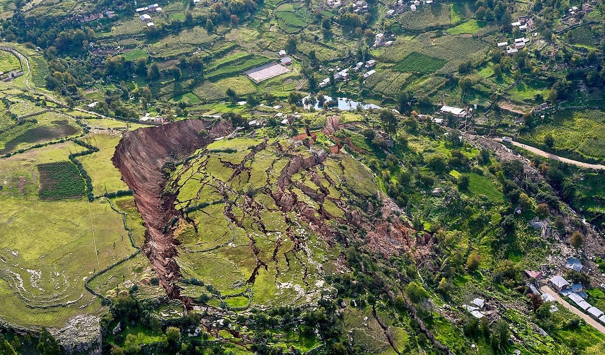 Karnprayag के भूधंसाव ग्रस्त क्षेत्र का तकनीकी सर्वेंक्षण