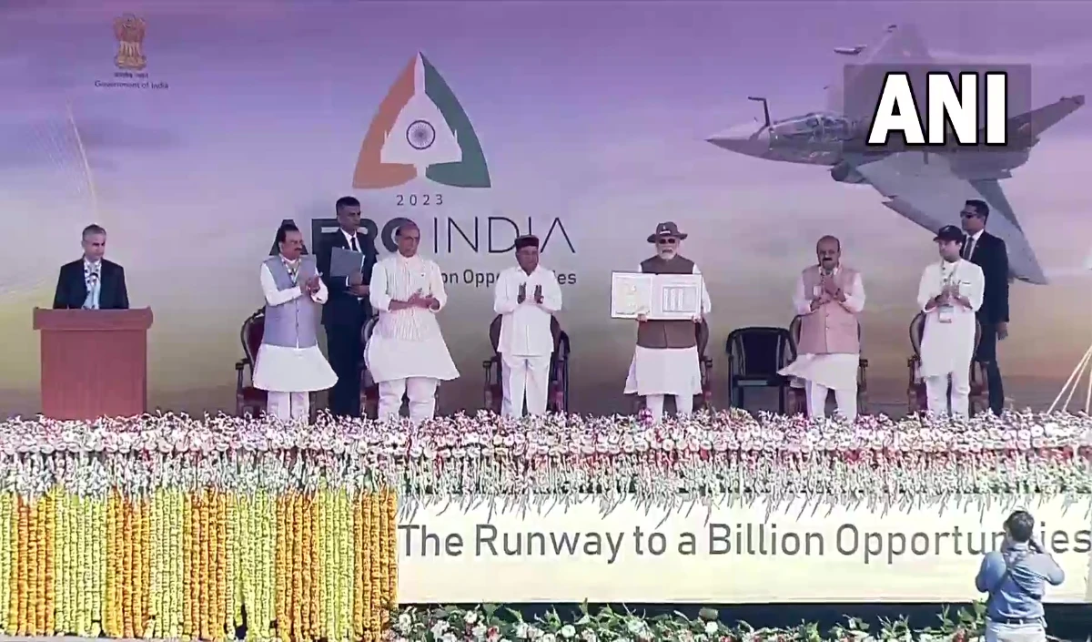 Aero India 2023 | पीएम मोदी ने बेंगलुरु में एयरो इंडिया 2023 कार्यक्रम का उद्घाटन किया, कहा- एयरो इंडिया भारत की बढ़ती क्षमताओं का उदाहरण