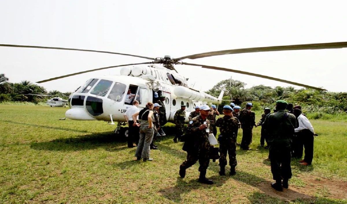 UN ने हेलीकॉप्टर पर गोलीबारी के बाद पूर्व Congo के लिए उड़ानें निलंबित की