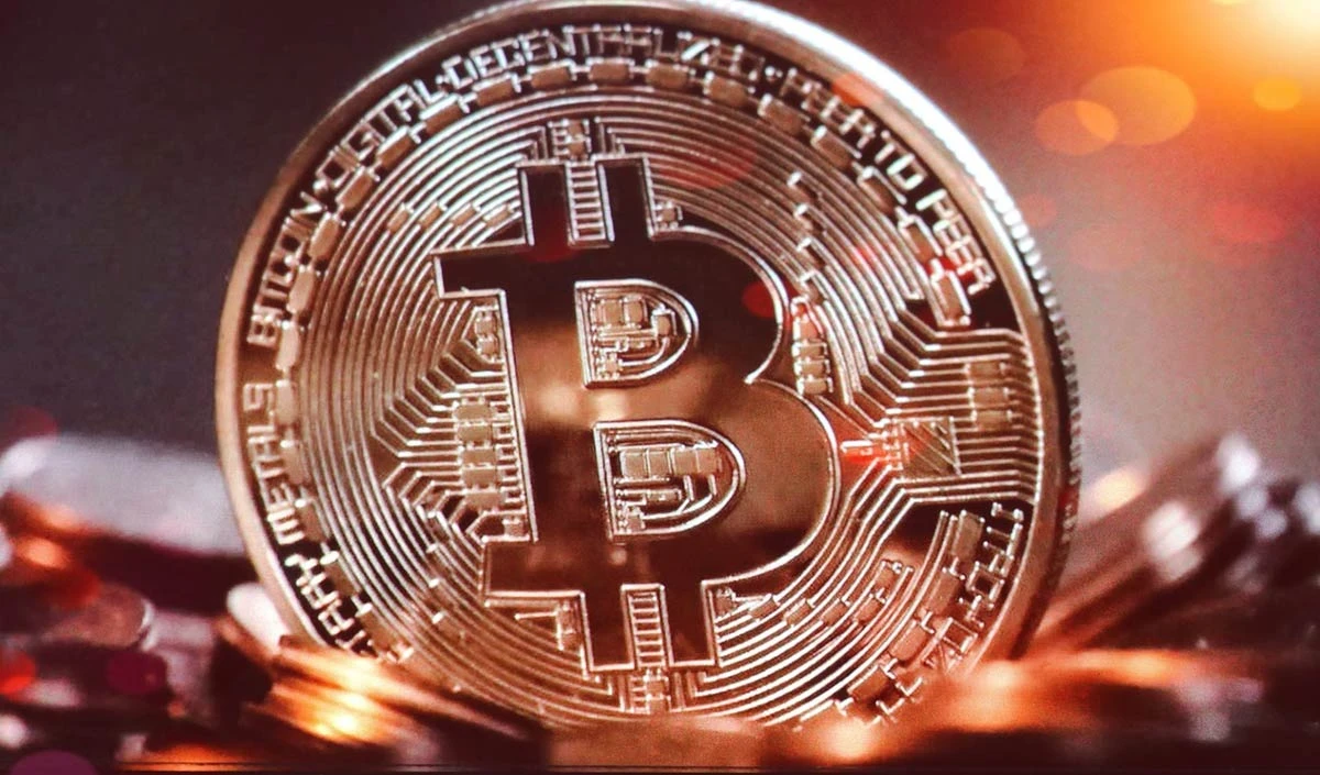 Bitcoins में निवेश करने का झांसा देकर ठाणे के एक व्यवसायी से 33.65 लाख रुपये की ठगी