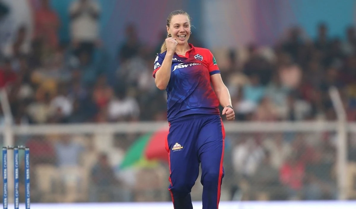 शेफाली-लैनिंग की बल्लेबाजी के बाद चमकी Bowler Tara Norri, दिल्ली कैपिटल्स 60 रन से जीता