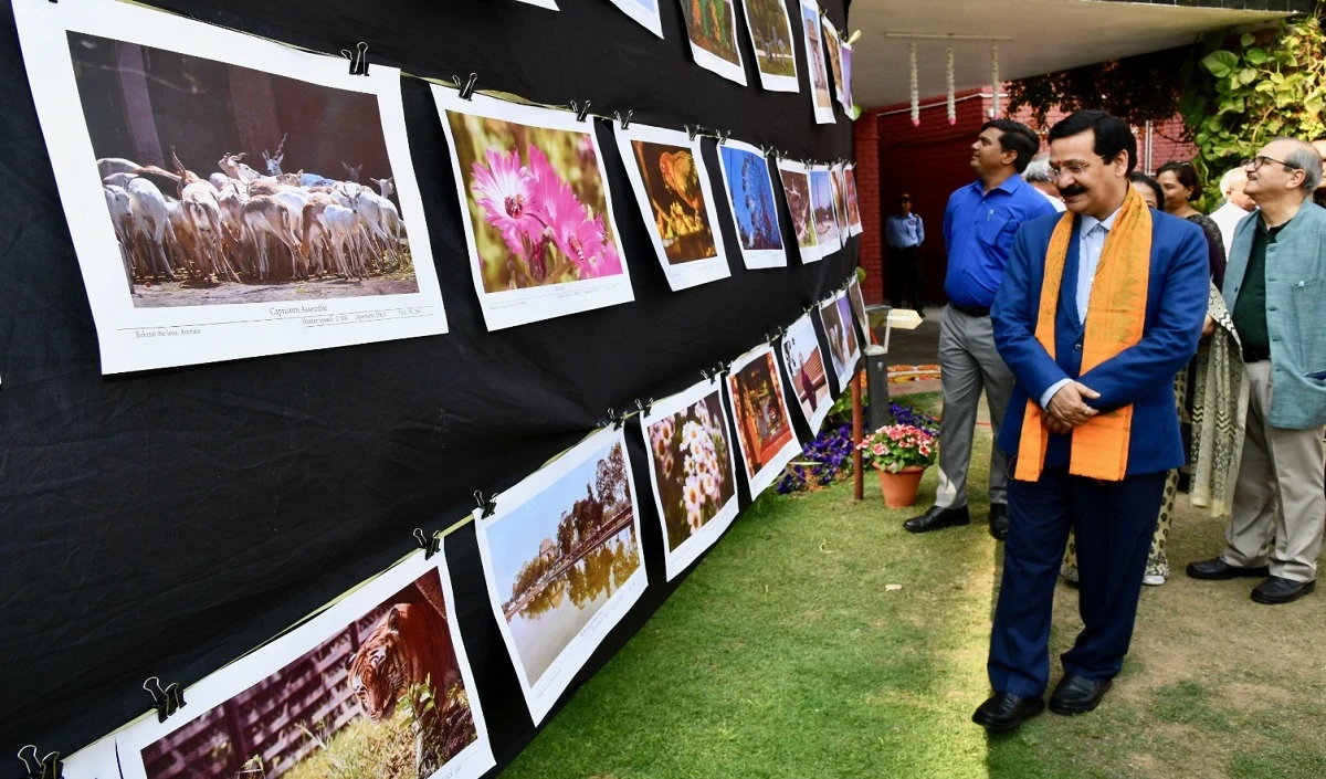 IIMC के अंग्रेजी पत्रकारिता विभाग के विद्यार्थियों ने किया फोटोग्राफी प्रदर्शनी का आयोजन