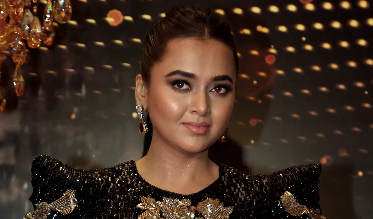 Tejasswi Prakash की मराठी फिल्म ‘School College Ani Life’ का ट्रेलर रिलीज, Rohit Shetty का रिजनल डेब्यू