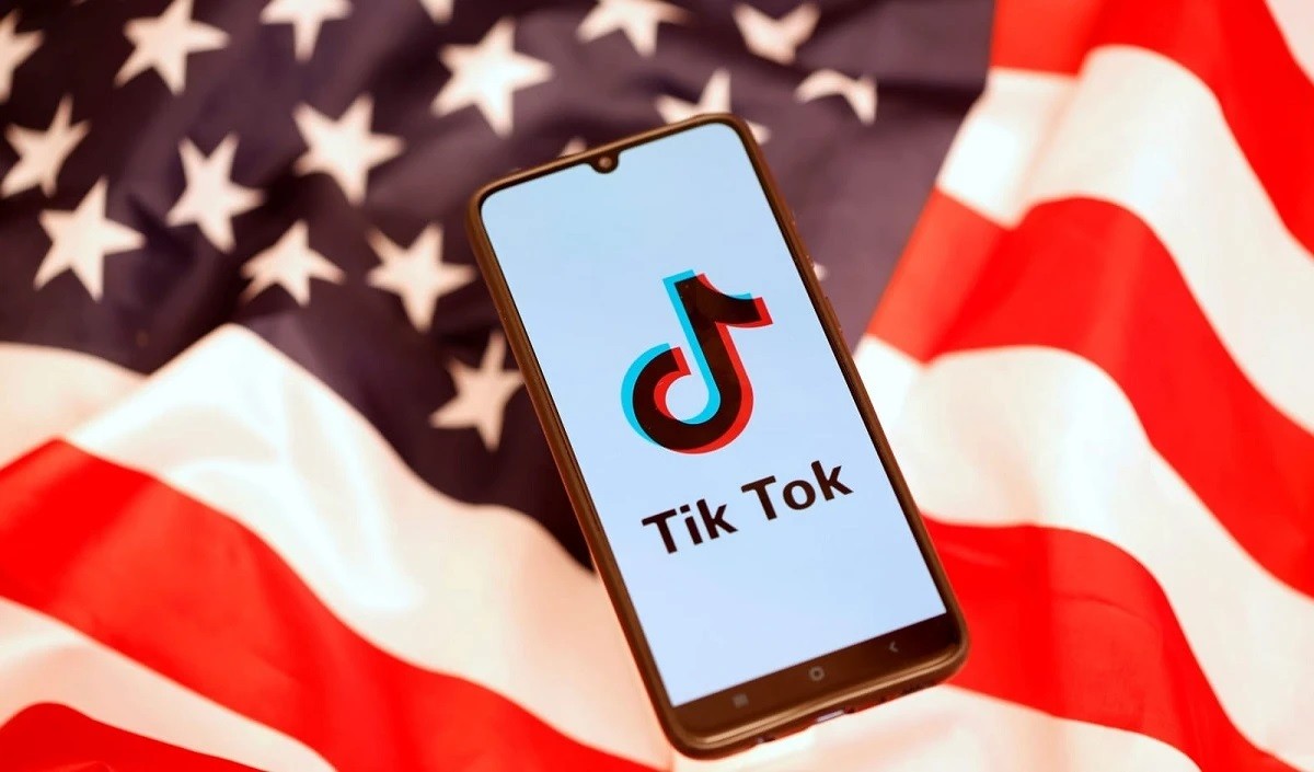 TikTok की वजह से एक-दूसरे से भिड़ता नजर आ रहा चीन-अमेरिका, बैन लगने से तिलमिला ड्रैगन करने लगा Competition में फेल होने जैसी बातें