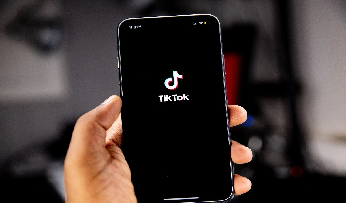 Tiktok पर होलोकॉस्ट की दास्तां बयां कर रही एक पीड़ित