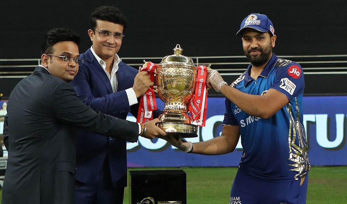 IPL 2023 की चमचमाती ट्रॉफी जीतती है विजेता टीम, जानें इसकी कीमत और खासियत