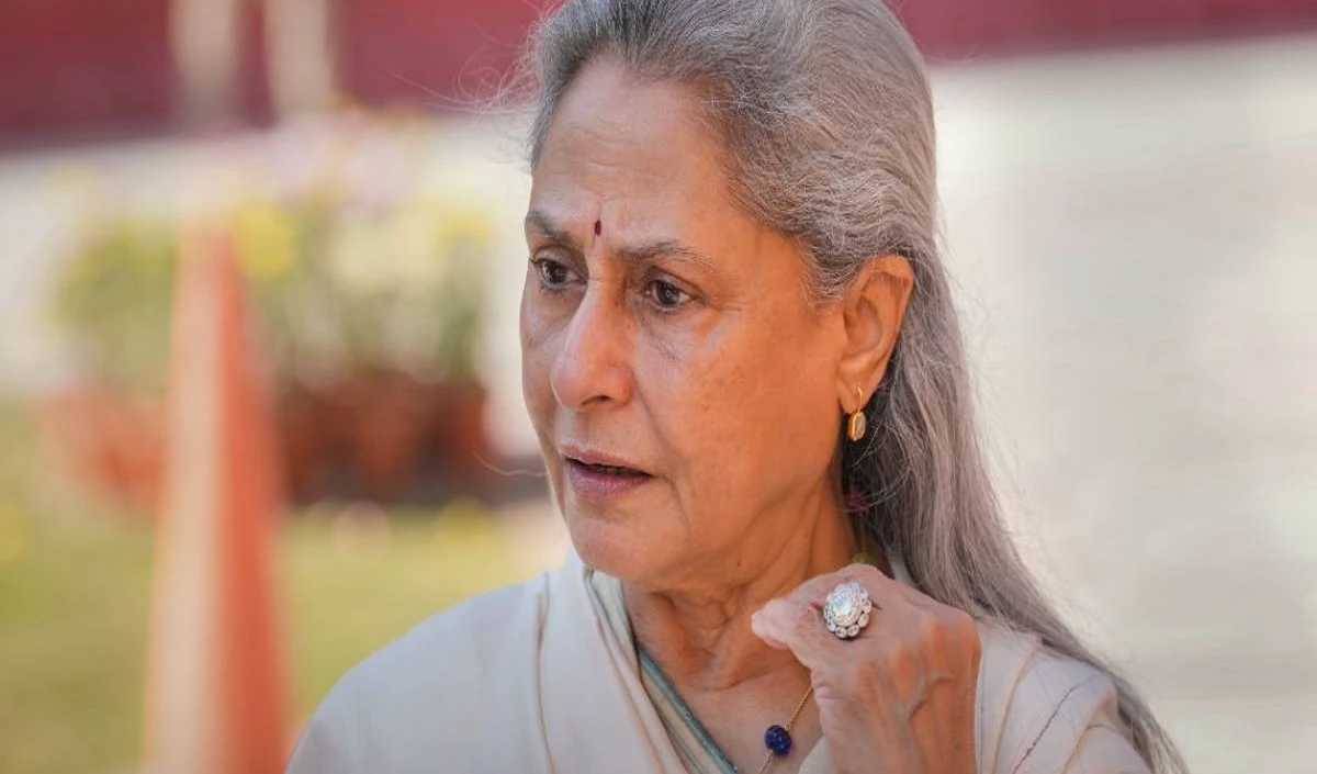 Jaya Bachchan Birthday: बॉलीवुड में ही नहीं राजनीति में भी कायम है जया बच्चन का दबदबा, इस फिल्म से मिली थी सफलता