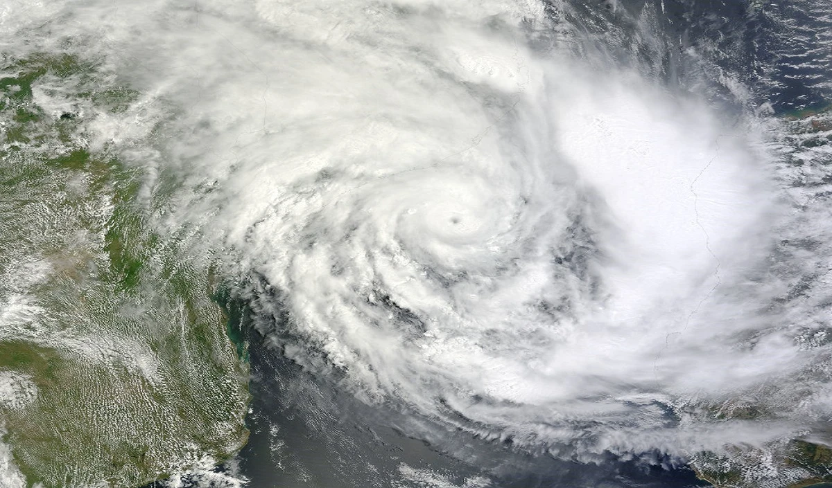 Cyclone Mokha: पश्चिम बंगाल सरकार ने ऐहतियाती कदम उठाए