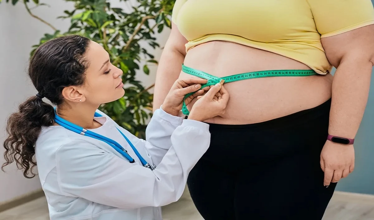 Hormonal Weight Gain: हार्मोन में बदलाव भी बन सकता है महिलाओं में वजन बढ़ने का कारण