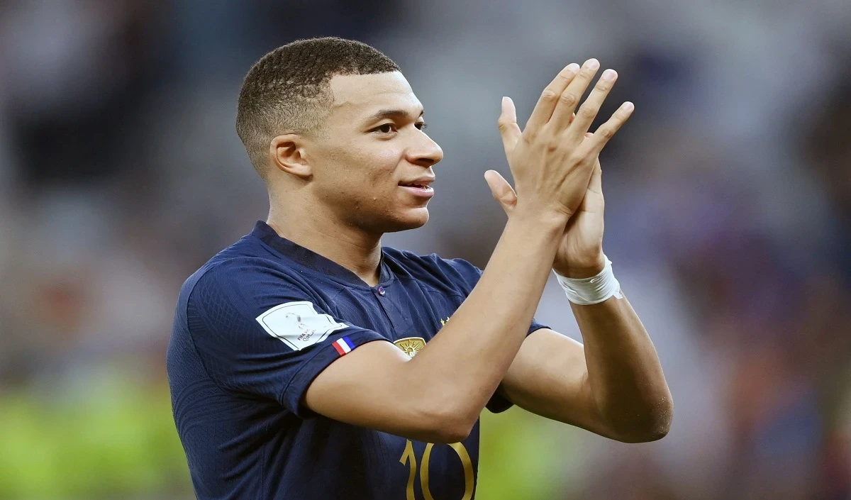 Mbappe के दो गोल से फ्रांसीसी लीग में 11वें खिताब के करीब पहुंचा पीएसजी