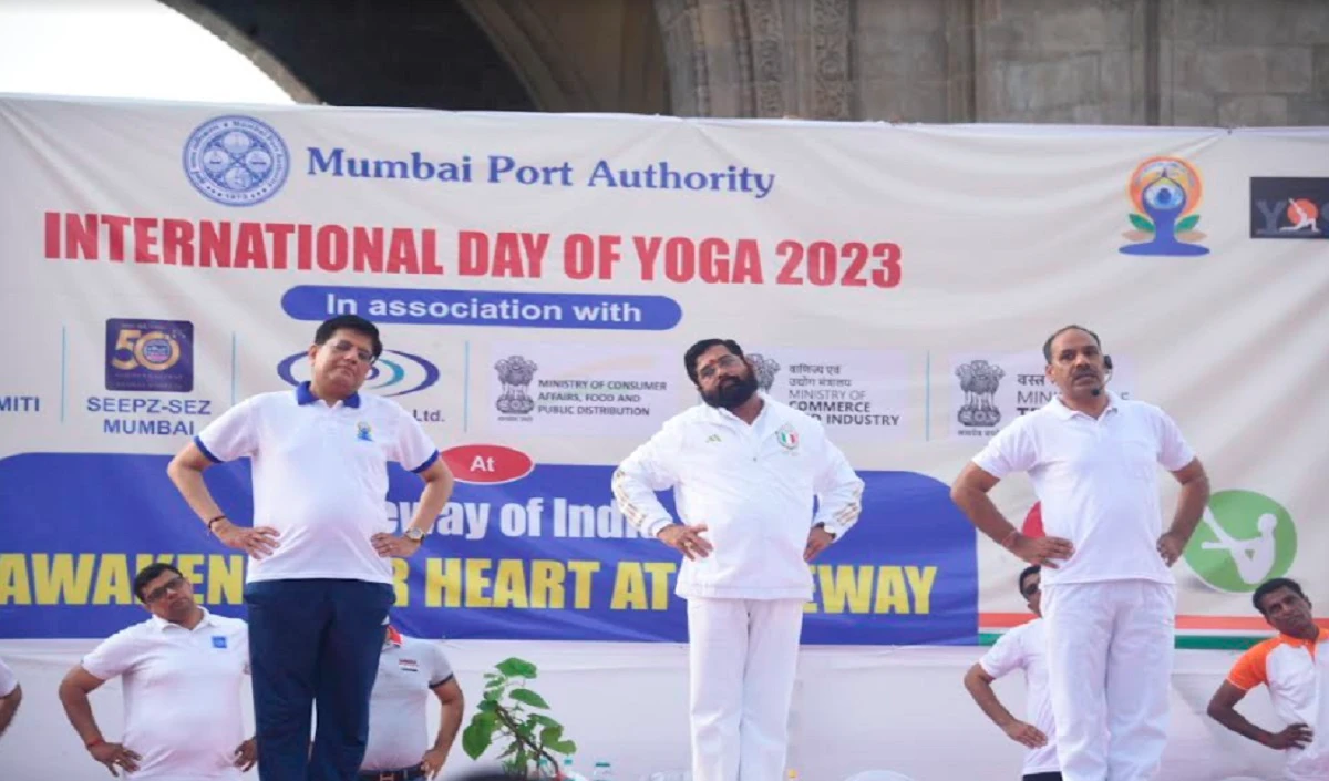 Yoga Day 2023: योग साधना जन आंदोलन होना चाहिए – मुख्यमंत्री एकनाथ शिंदे