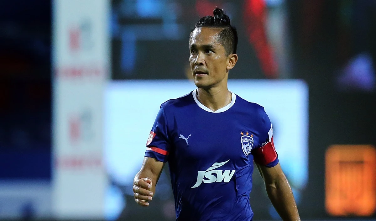 Pakistan के खिलाफ गोल की हैट्रिक लगाकर Sunil Chhetri ने हासिल किया खास रिकॉर्ड, Ronaldo और Messi के पहुंचे करीब