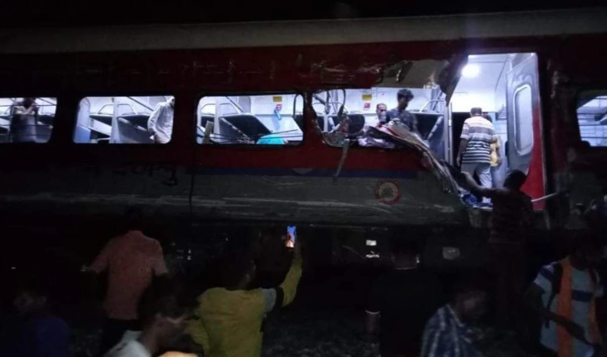 Odisha: बड़ा ट्रेन हादसा, कोरोमंडल एक्सप्रेस बालासोर में पटरी से उतरी, 30 यात्रियों की मौत, 100 से ज्यादा लोग घायल