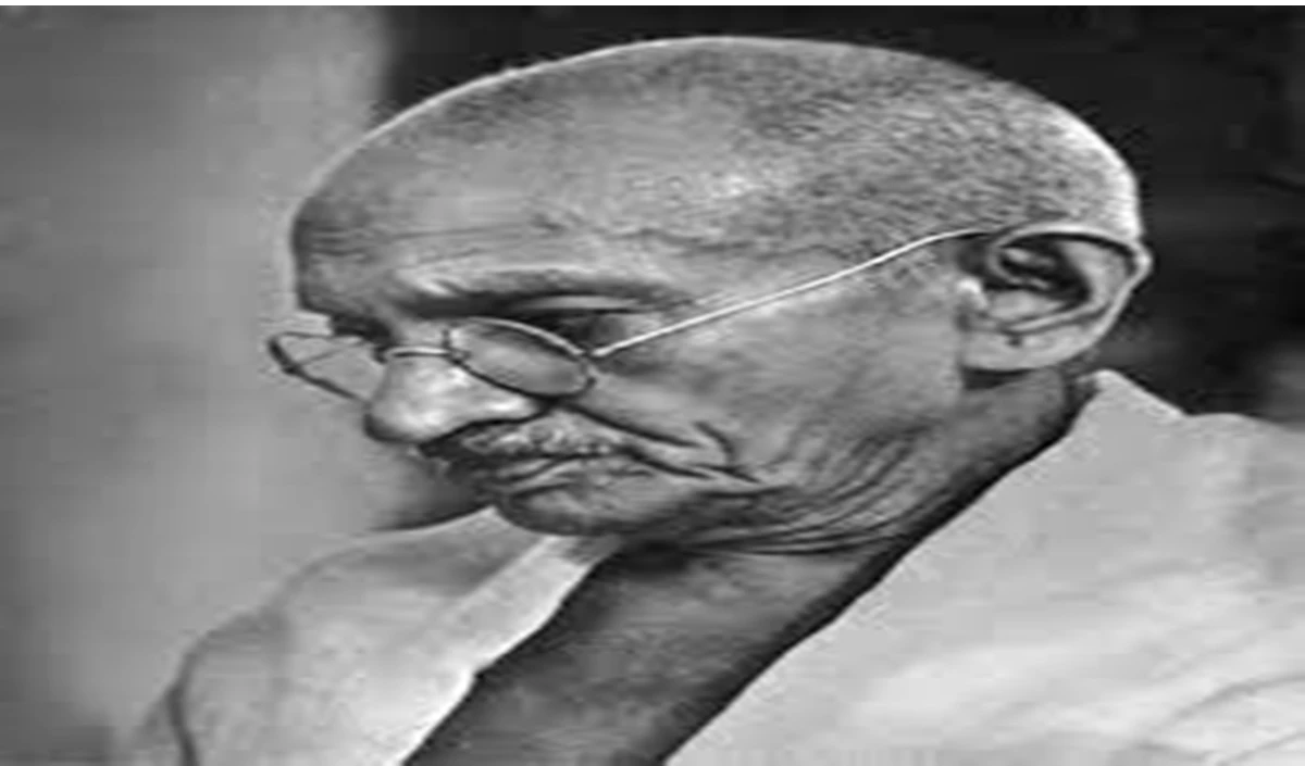 महात्मा गांधी पर टिप्पणी को लेकर संभाजी भिड़े के खिलाफ मामला दर्ज, पटोले ने की गिरफ्तारी की मांग