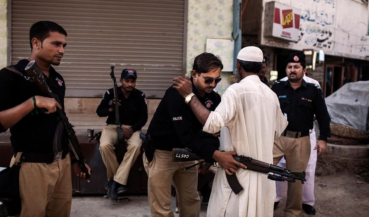 Pakistan में गिरजाघरों, ईसाइयों के घरों पर हुए हमलों की जांच के आदेश, 135 गिरफ्तार