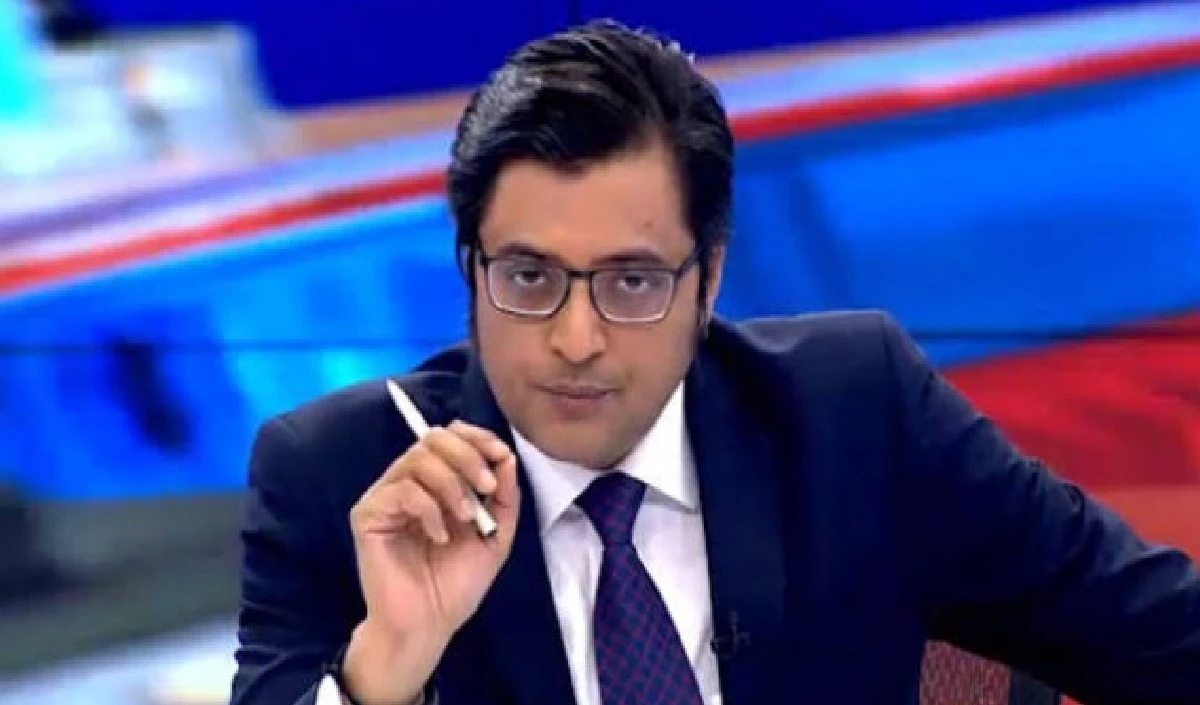 Arnab Goswami के खिलाफ टीआरपी मामला: क्राइम ब्रांच को वाजे की जांच में खामियां मिलीं