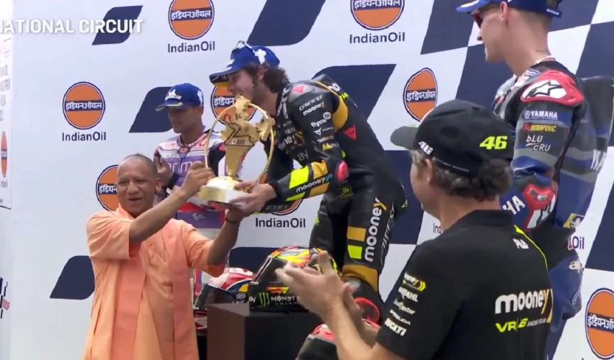 Moto GP की फाइनल रेस रही बेहद रोमांचक, मार्को बेजेंची ने जीता पहला इंडियन Grand Prix