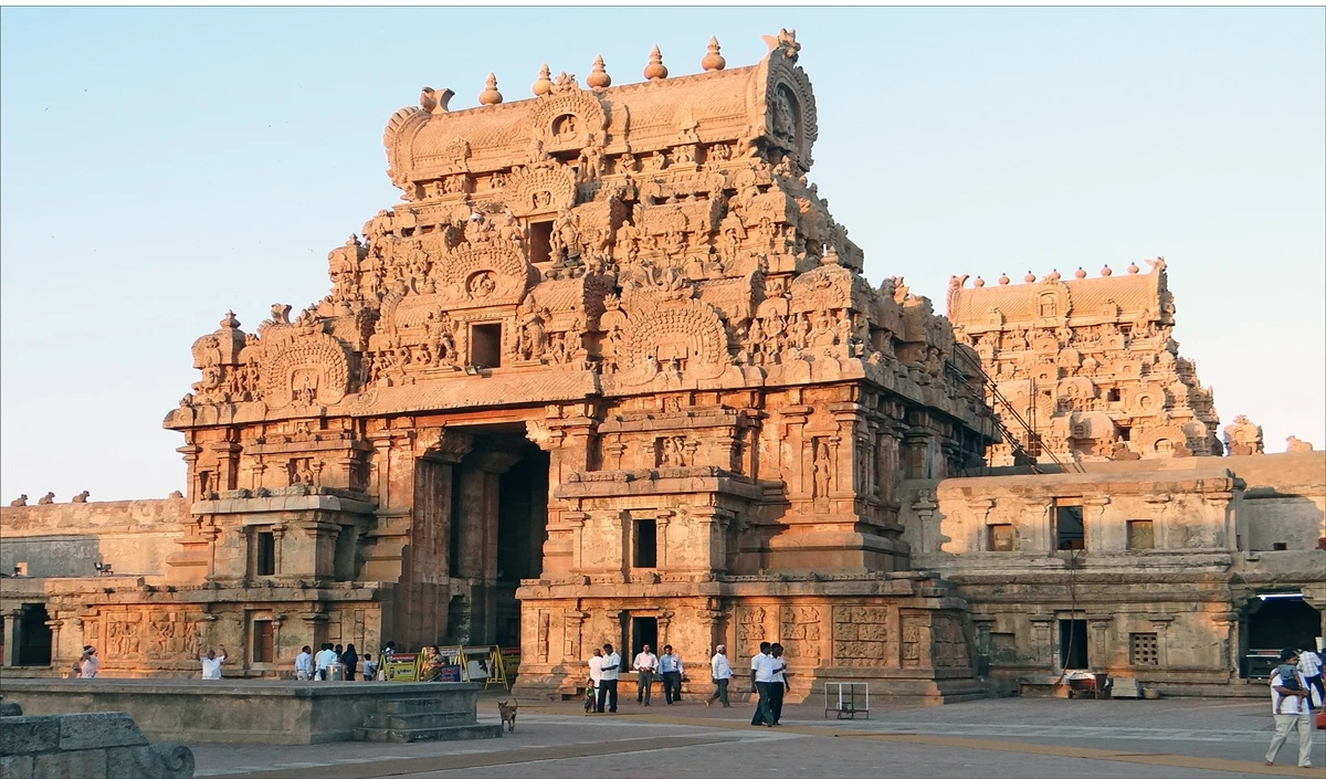 भारत के प्राचीन दर्शन ‘वसुधैव कुटुम्बकम’ का प्रकटीकरण पर्यटन में: अजय भट्ट