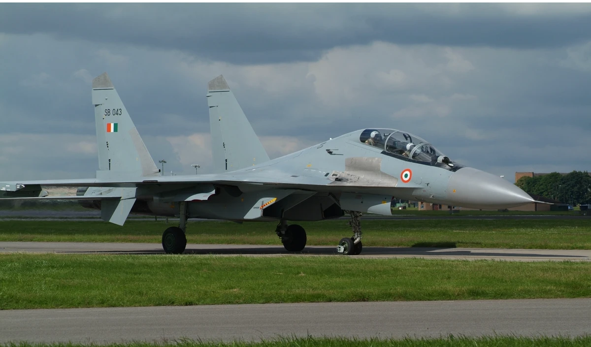 भारतीय वायुसेना के विमानों ने संगम क्षेत्र में अपनी ताकत दिखाई
