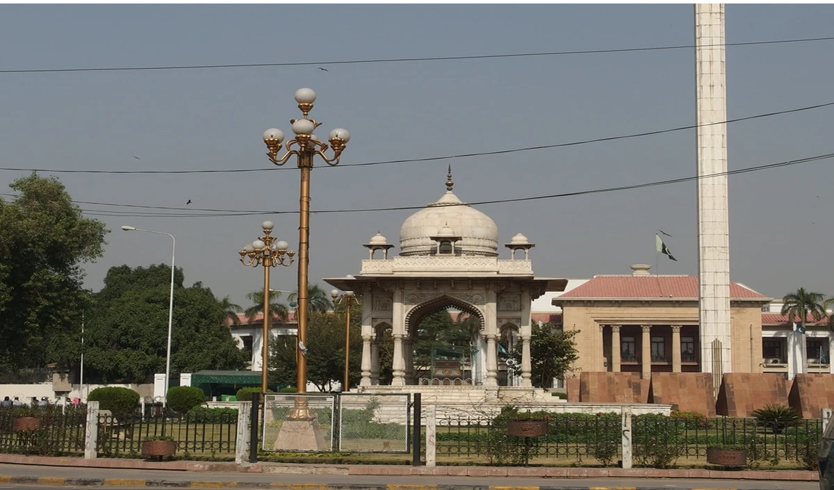 पंजाब विधानसभा का 20-21 अक्टूबर का सत्र गैरकानूनी नहीं, राज्यपाल को कानूनी सलाहकार बदल देना चाहिए: चीमा