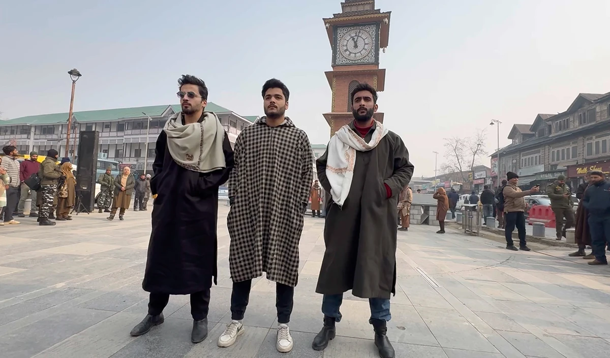 Jammu and Kashmir के श्रीनगर शहर में International Pheran Day  मनाया गया, फैशन शो भी हुआ
