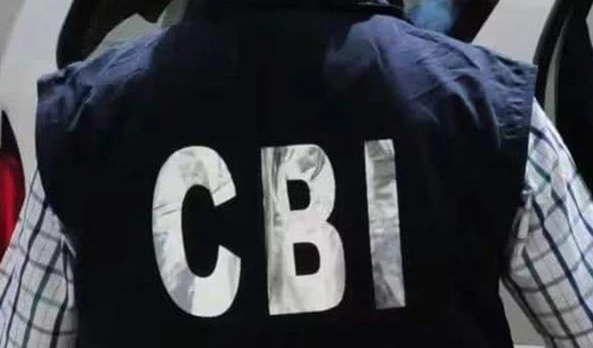 CBI ने रेलवे के 7 कर्मचारियों पर दर्ज किया केस, 60 करोड़ की घूस का है मामला