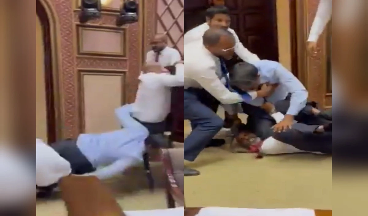 Maldives Parliament में किसी ने कॉलर पकड़ा, किसी ने चलाए लात-घूंसे, पूरा देश 2 गुटों में बंटा