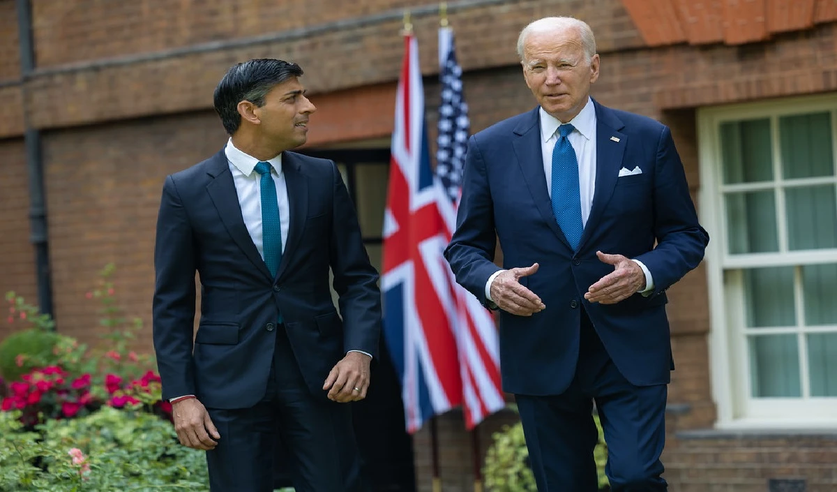 America और Britain की सेना ने यमन में हुती विद्रोहियों को निशाना बनाकर किए हमले