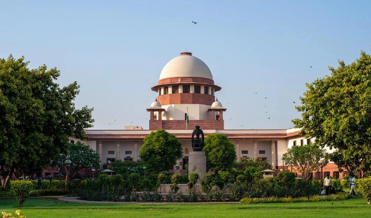 Sri Krishna Janmabhoomi Case: सर्वे पर रहेगी रोक, SC में अप्रैल तक टली सुनवाई