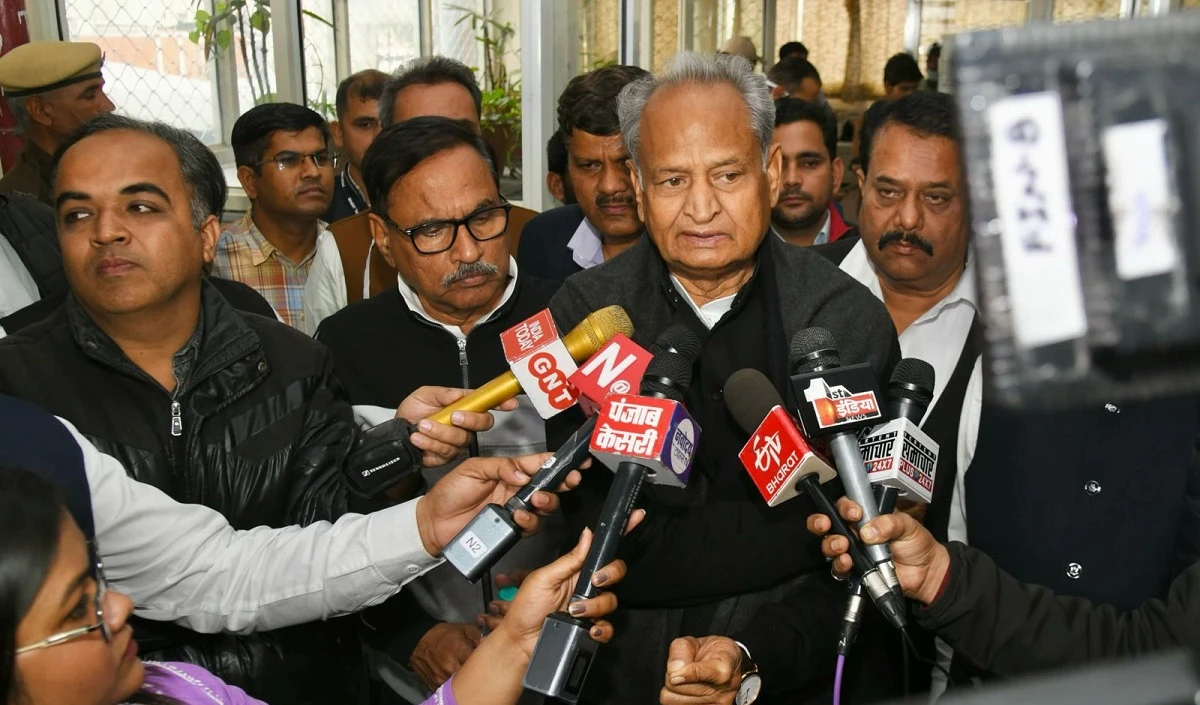 स्वामीनाथन आयोग की सिफारिशों के अनुसार किसानों को MSP दे केंद्र सरकार : Ashok Gehlot