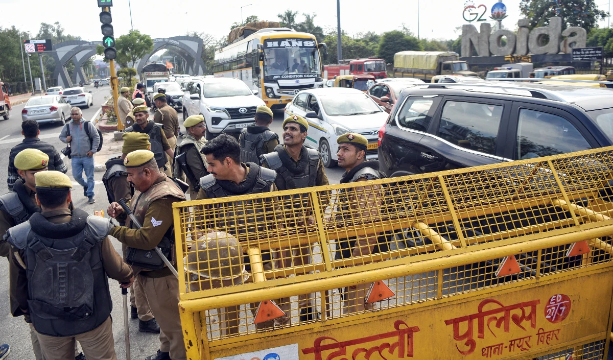 Noida-Delhi Traffic: किसानों का धरना-प्रदर्शन खत्म, खुला दिल्ली-नोएडा रूट, महाजाम से मिली बड़ी राहत