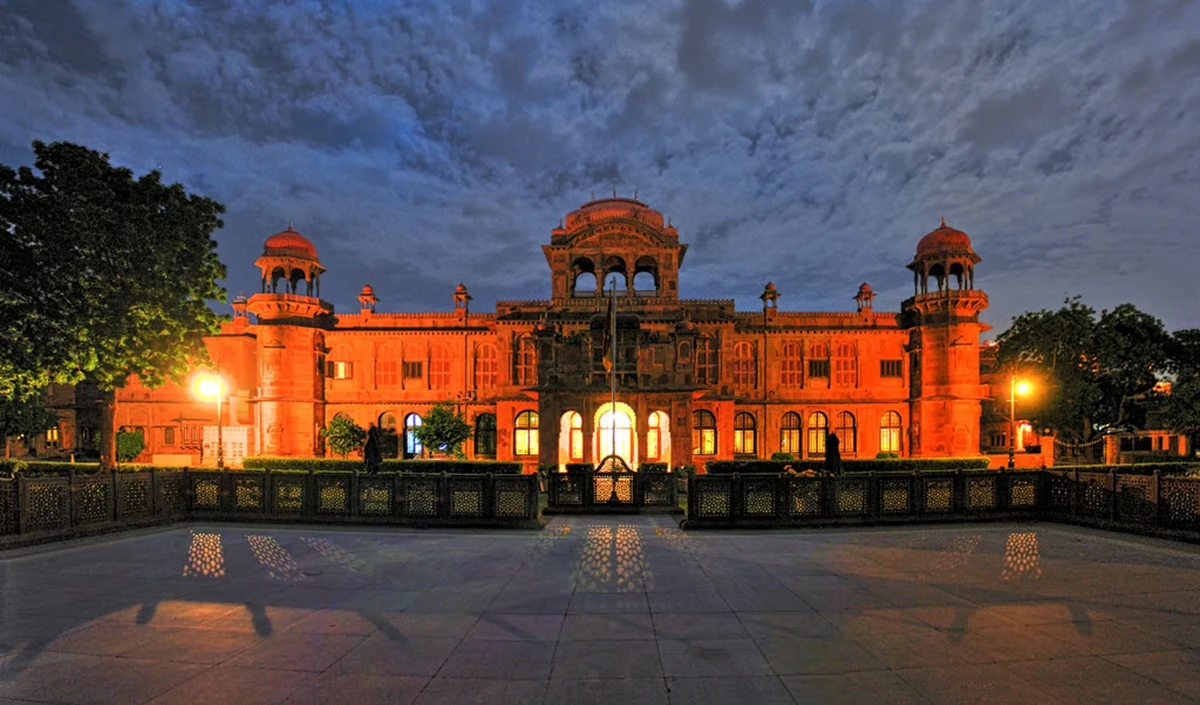 Rajasthan Travel: फरवरी में पार्टनर संग बीकानेर को करें एक्सप्लोर, इन शाही जगहों पर सेलिब्रेट करें वैलेंटाइन वीक