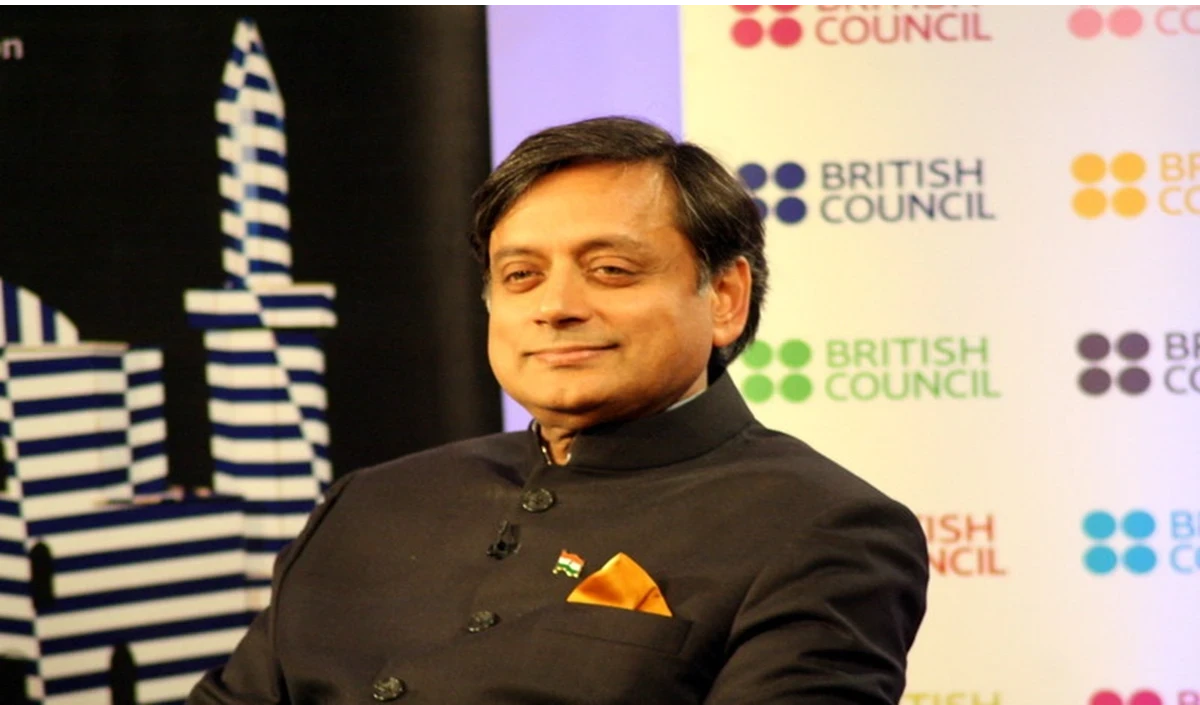 Shashi Tharoor को फ्रांस के सर्वोच्च नागरिक सम्मान से नवाजा गया