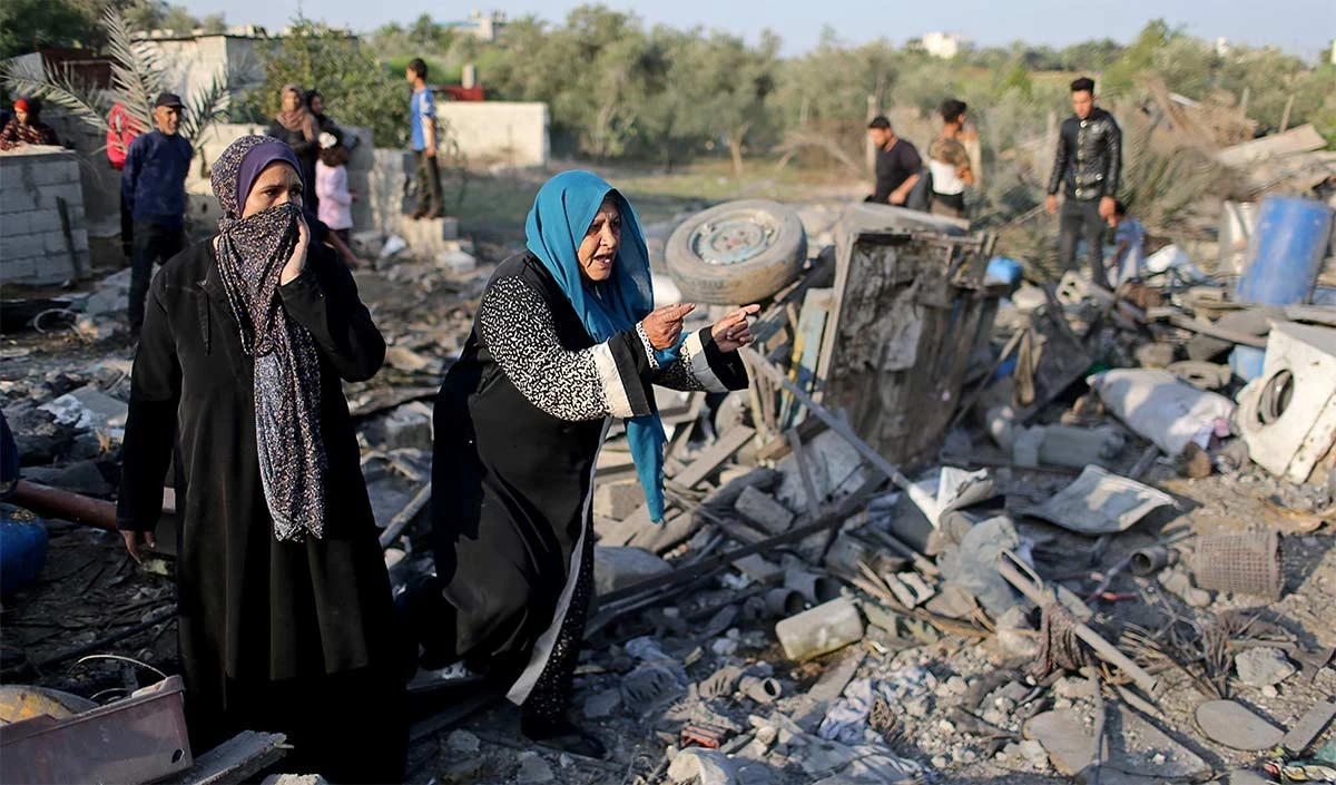 Gaza के दक्षिणी शहर रफह में इजराइल के हमलों में 18 बच्चों सहित कुल 22 लोगों की मौत