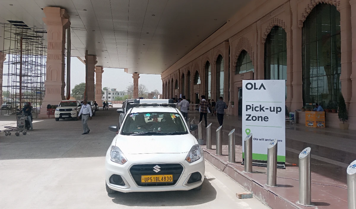 Ola Mobility ने Ayodhya के महर्षि वाल्मिकी अंतरराष्ट्रीय हवाईअड्डे पर परिचालन किया शुरू