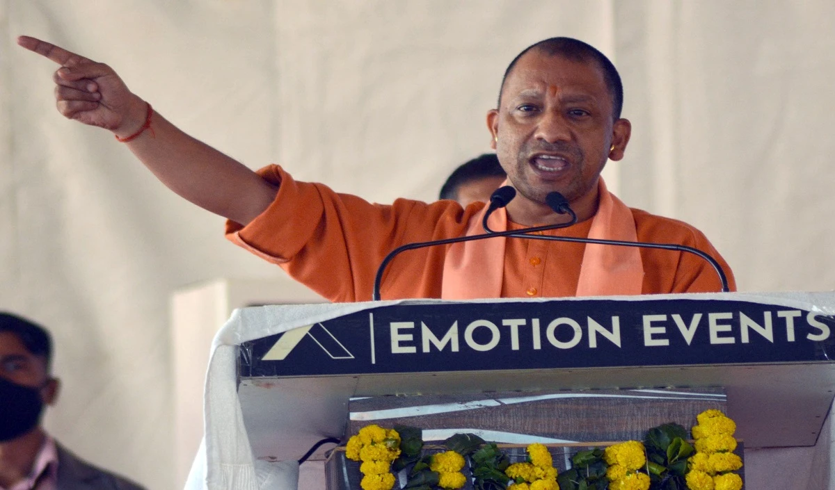 ‘उत्तर प्रदेश में दंगा बर्दाश्त नहीं’, चुनावी सभा में बोले CM Yogi, अब जेल जाने से भी डर रहे हैं अपराधी