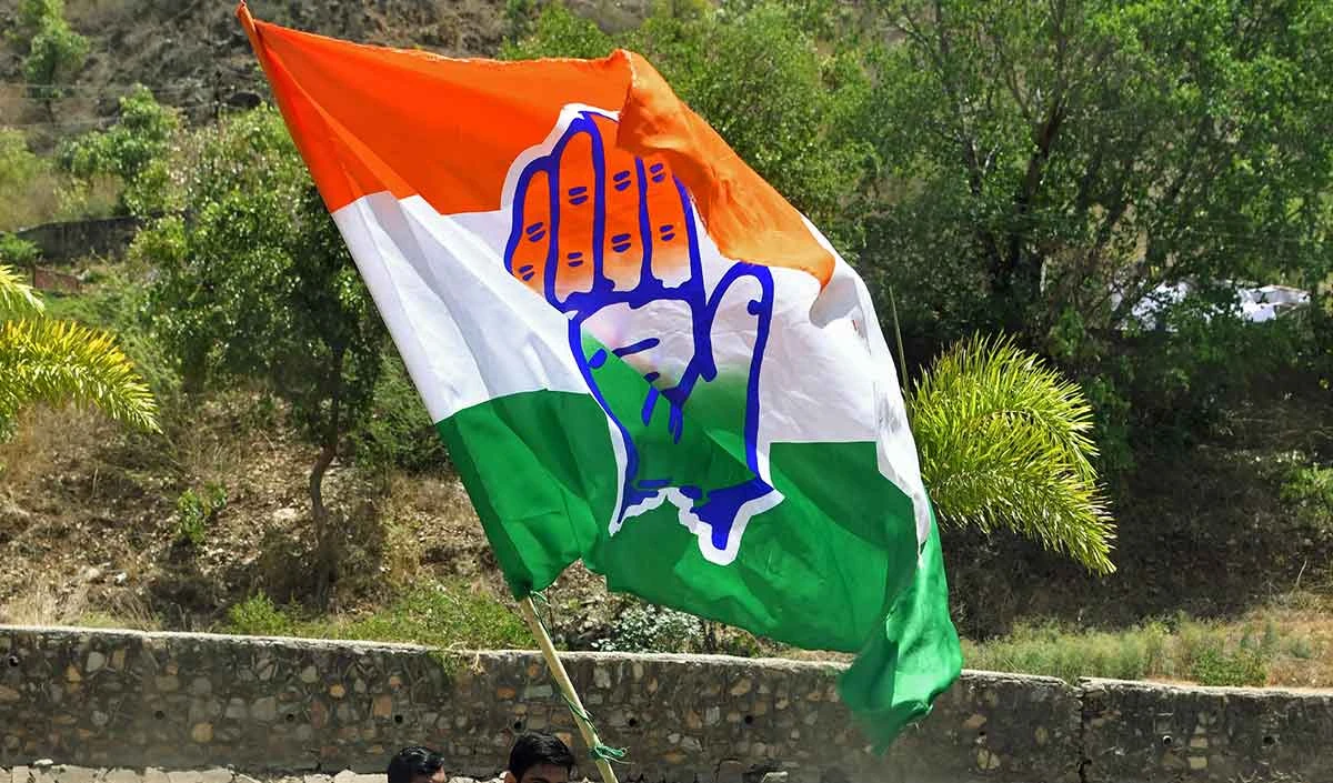 Amethi LokSabha Seat: अमेठी में कांग्रेस के लिये नहीं बन पा रहा है जीत का माहौल