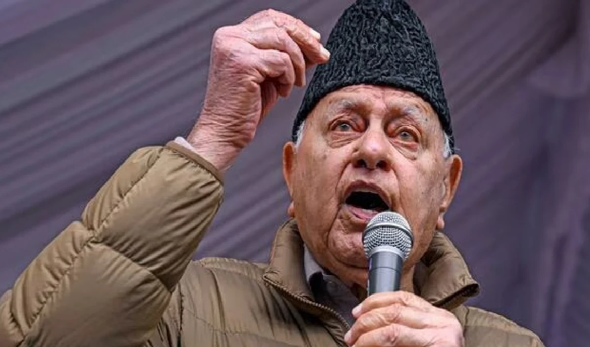 सत्ता में बने रहने के लिए राष्ट्र को बांट रहे हैं प्रधानमंत्री मोदी : Farooq Abdullah