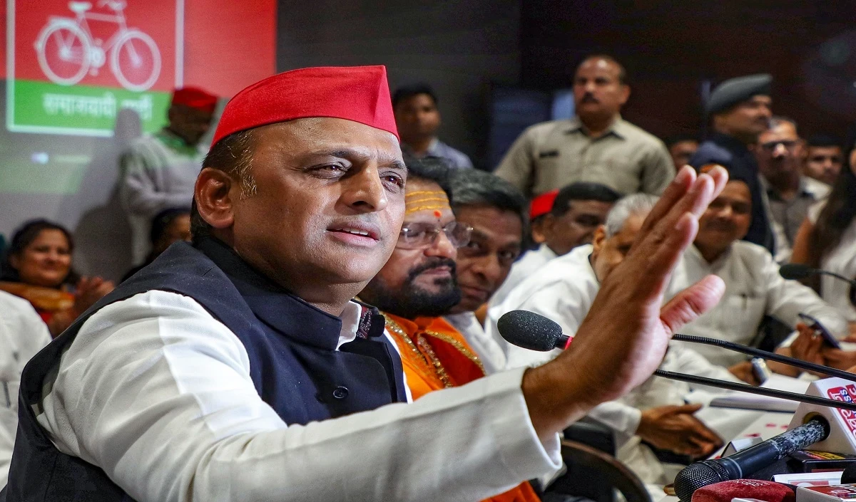 भाजपाई एग्जिट पोल  के जरिए जनमत को ‘‘धोखा’’ दिया जा रहा: Akhilesh