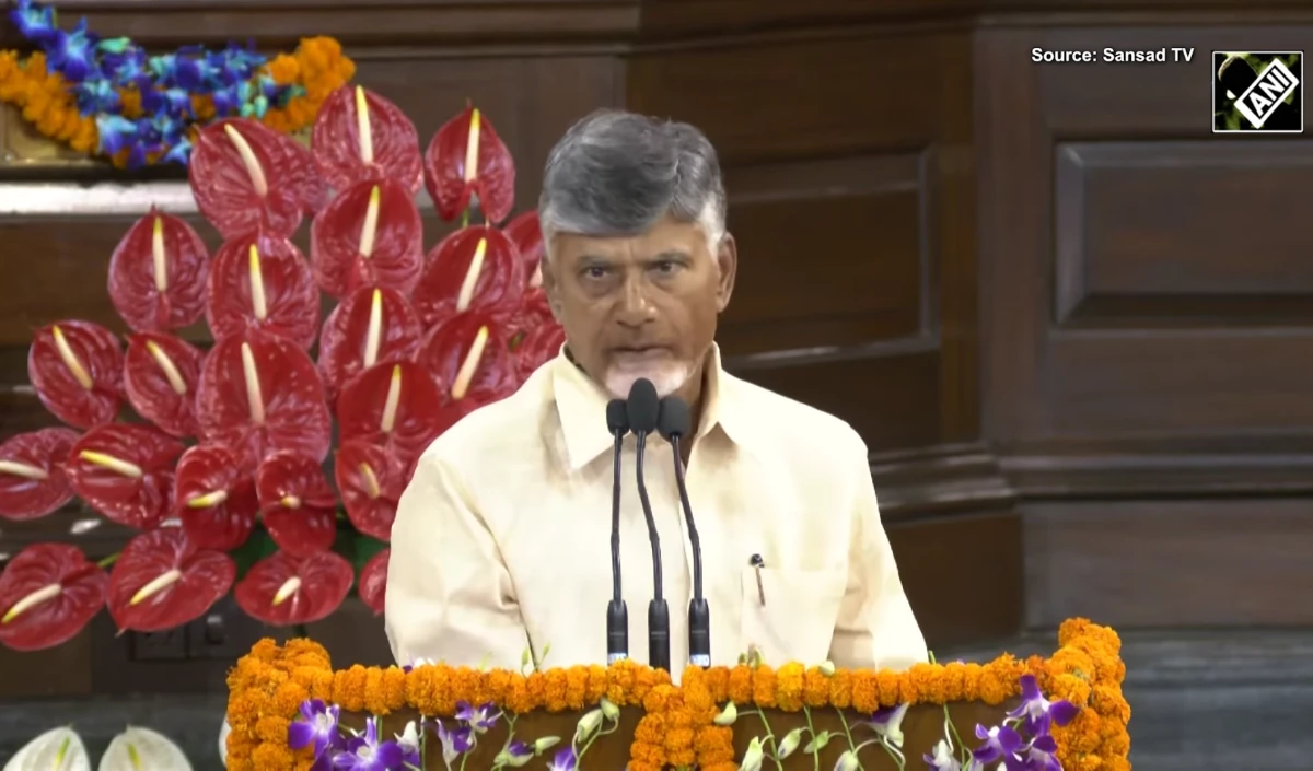 संसदीय दल की बैठक में पहुँचे Chandrababu Naidu ने प्रधानमंत्री Modi की जमकर तारीफ की