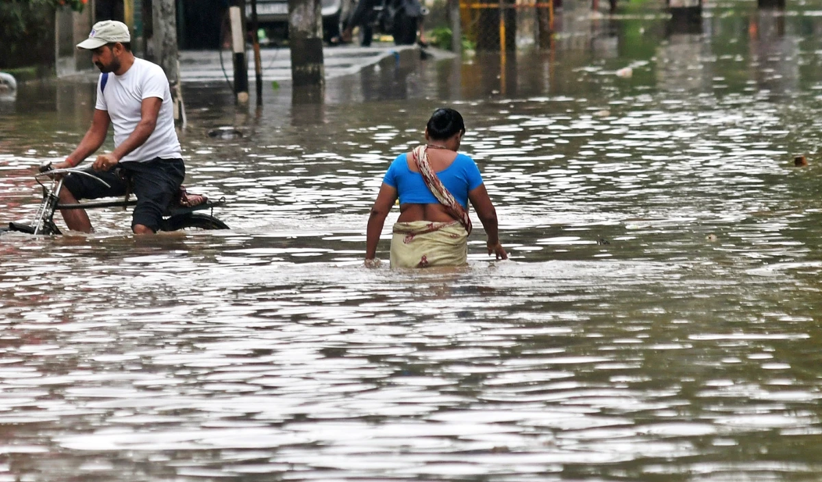 Assam में बाढ़ की स्थिति में हुआ मामूली सुधार, मृतकों की संख्या 39 हुई