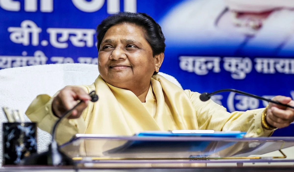 नीट पेपर लीक मामले में मुख्य आरोपियों के खिलाफ सख्त कार्रवाई की जाए: Mayawati