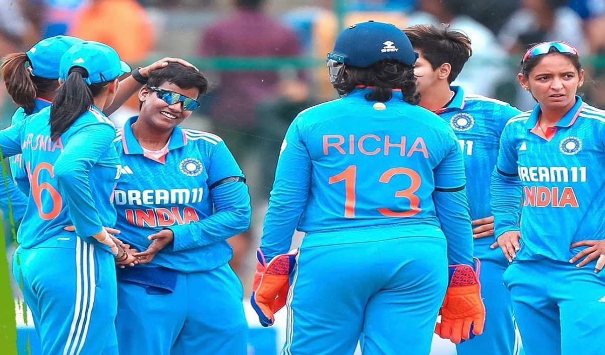 दक्षिण अफ्रीका ने भारतीय महिला टीम को 216 रन का लक्ष्य दिया