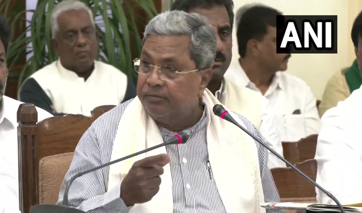 Karnataka: MUDA मामले को लेकर बुरे फंसे CM सिद्धारमैया, BJP का विरोश प्रदर्शन, CBI जांच की मांग